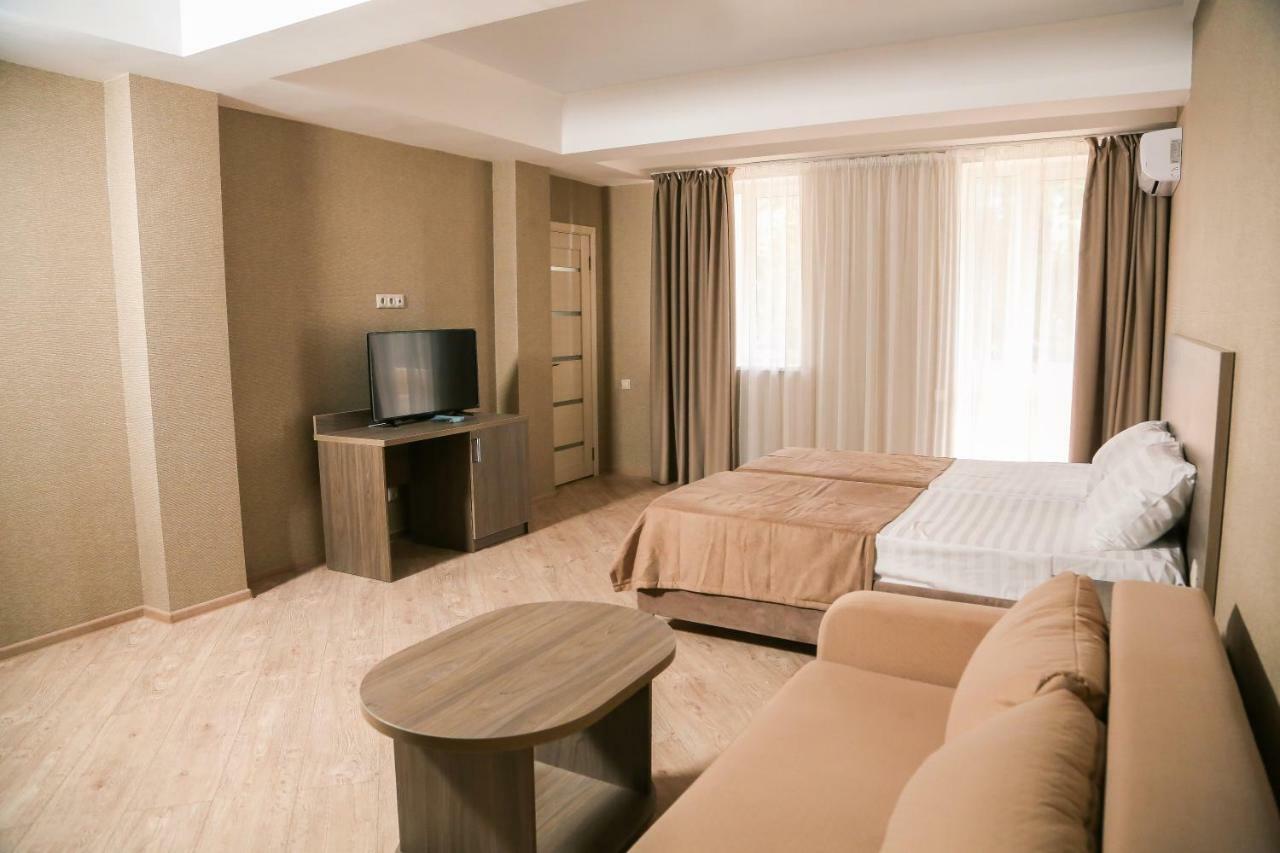 Old Gagra Hotel エクステリア 写真