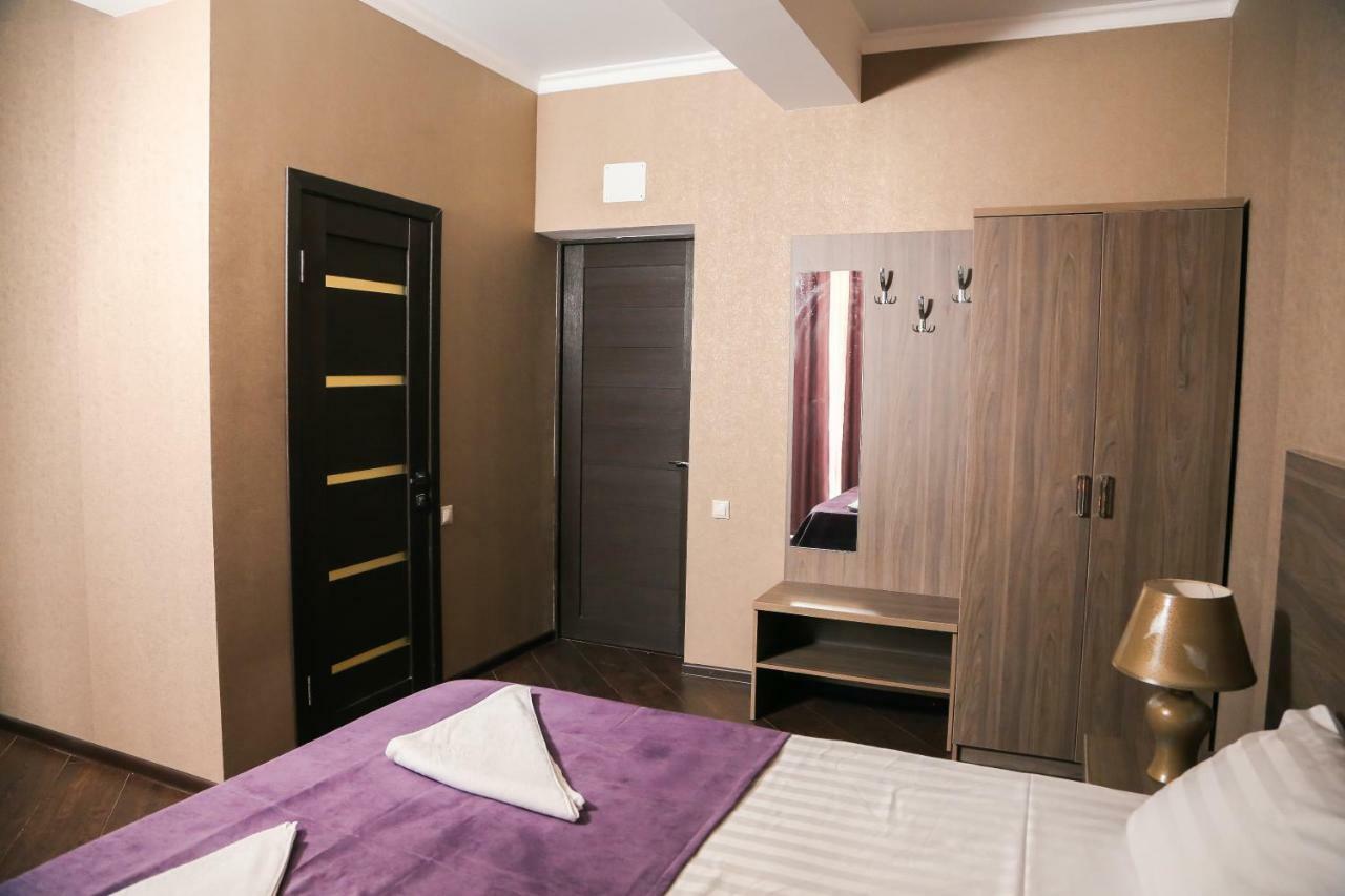Old Gagra Hotel エクステリア 写真