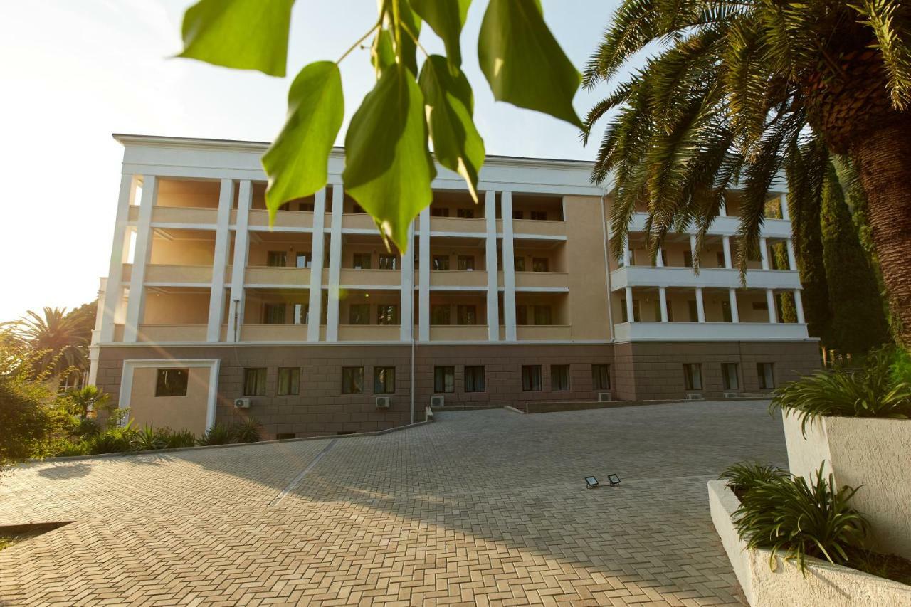 Old Gagra Hotel エクステリア 写真