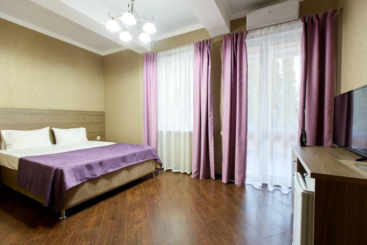 Old Gagra Hotel エクステリア 写真
