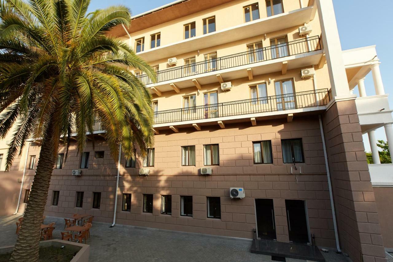 Old Gagra Hotel エクステリア 写真