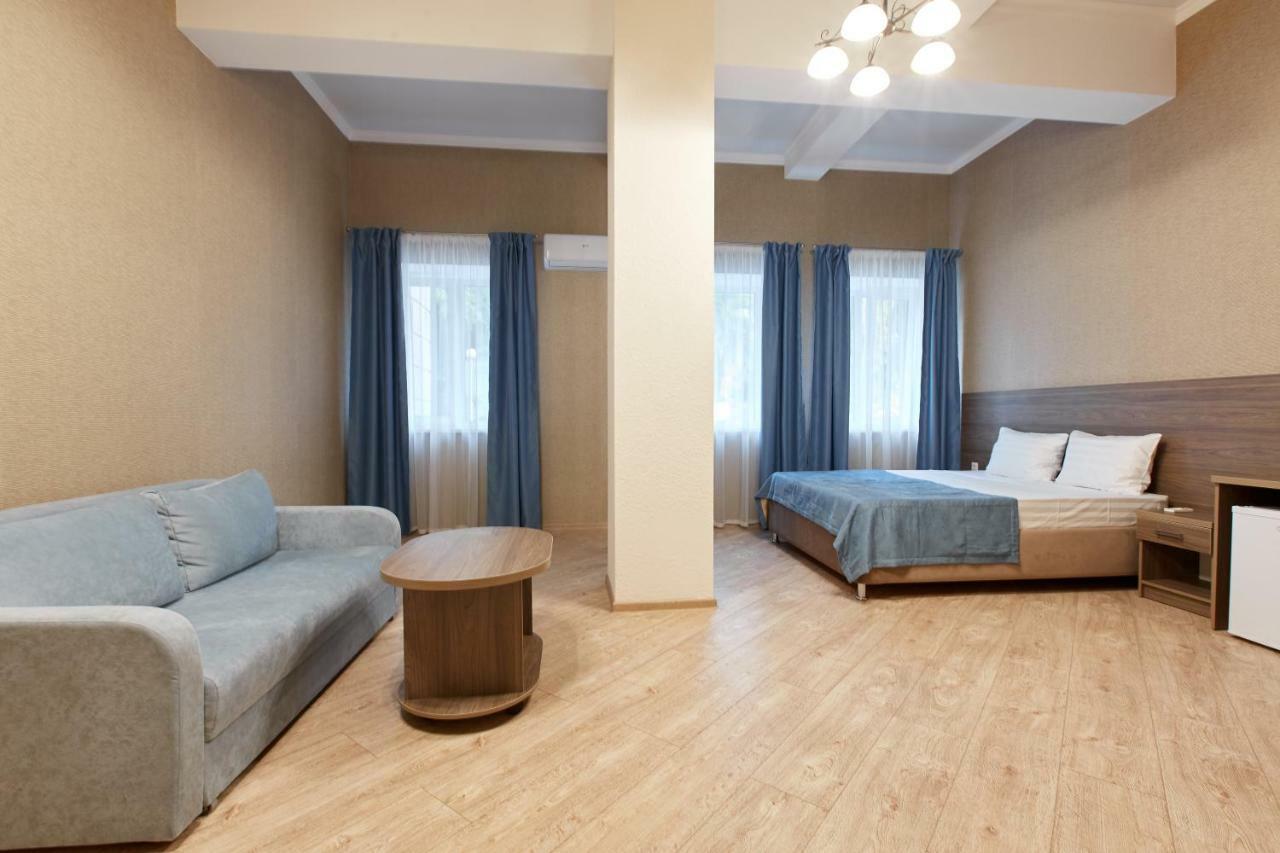 Old Gagra Hotel エクステリア 写真