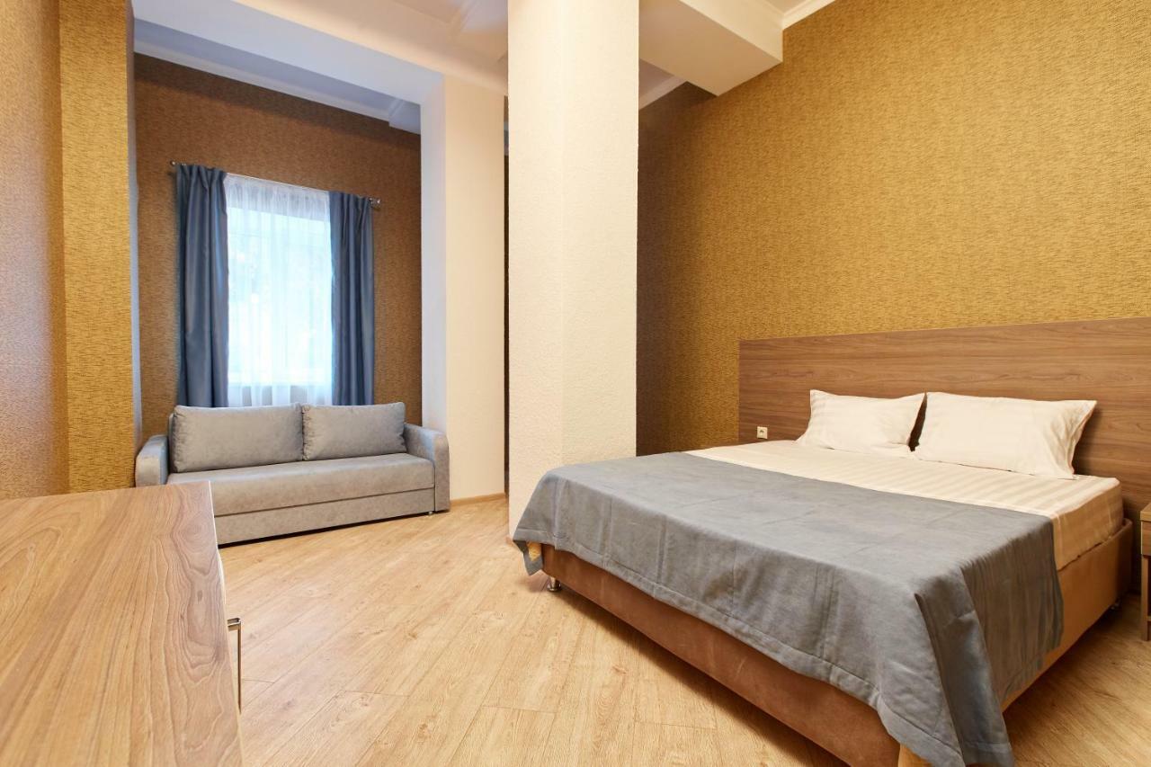 Old Gagra Hotel エクステリア 写真