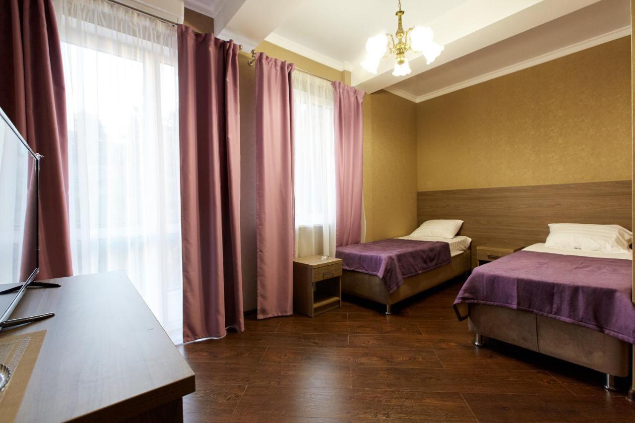 Old Gagra Hotel エクステリア 写真
